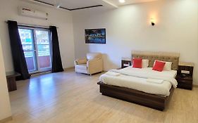 Hotel Om Inn - Talegaon Dabhade